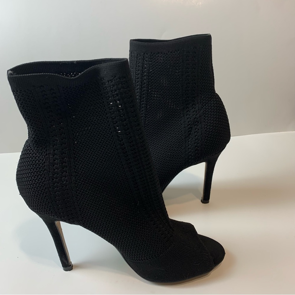 Catherine Maladrino Size 8